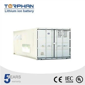 Light-coloured containerised energy storage system, side view with doors